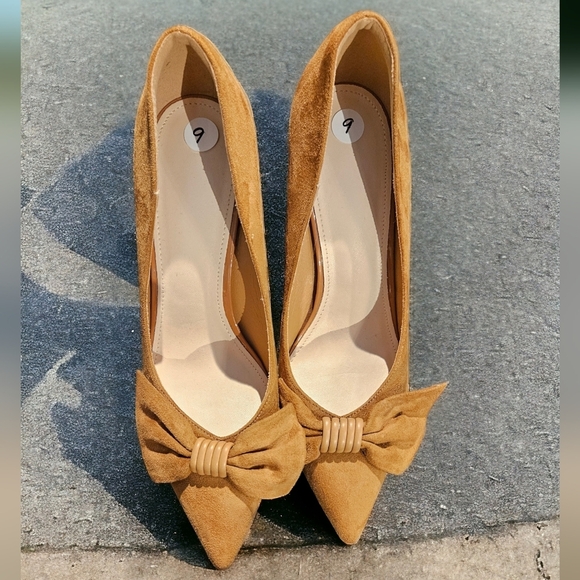 Womens suede heels - Picture 1 of 6